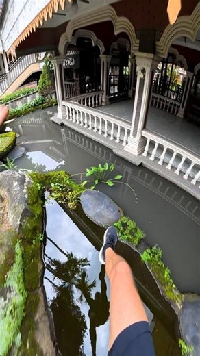 Water challenge parkour