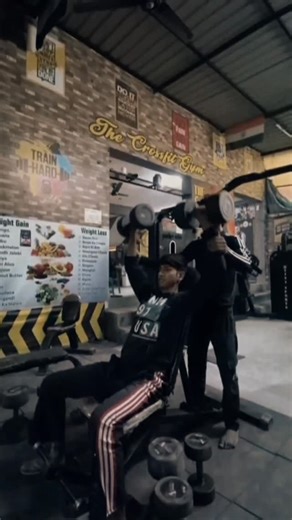 VI_KASH_! SURYAVANSHI ~ on Instagram: "#gymlife😂 #memepump #fitnessvibe #relatablegym #brosplithumor #likeandcomment❤️ #gymmotivation #gymadda #gymlifestyle #gymrat"