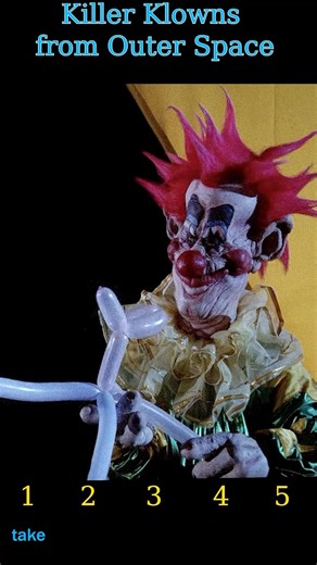 The Squeaky Tails of Death | Killer Klowns from Outer Space (1988)