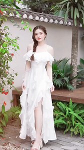  MẶC 1L LÊN HÌNH TỘI GÌ KHÔNG THUÊ - 100K/VÁY/3 NGÀY  COMBO 300K: VÁY/ÁO DÀI + MAKE + LÀM TÓC + 1 P.KIỆN FREE  | PhuongLy Dress - Tiệm cho thuê váy sống ảo Hà Nội | Facebook