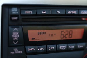 What AM radio’s waning reach means for the future of politics and public safety
