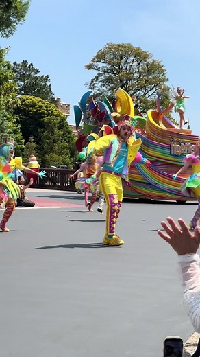 最推しお兄さん 本日43期ハモカラデビュー！ #ディズニー #ディズニーランド #ハーモニーインカラー #ディズニーダンサー #d垢