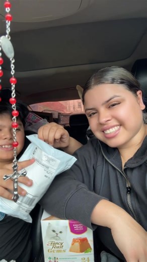 POV: You finally found something that helps you sleep… without drugs or melatonin 😴 “I’ve been struggling to fall asleep lately — my brain just would not shut off. I didn’t want anything that would make me feel groggy, addicted, or knocked out… so I tried these magnesium sleep gummies — and let me tell you 😳 These are drug-free, melatonin-free, and made to naturally relax your nervous system. After about 30–40 minutes, I feel my body start to calm down, my muscles relax, and my mind finally st