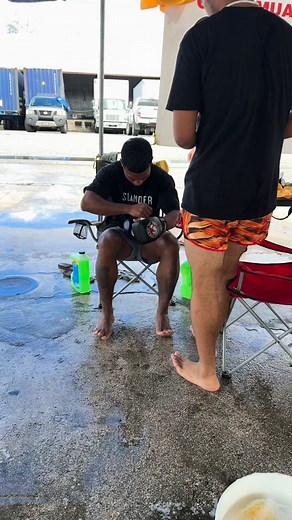 4.7K views · 293 reactions | Killing pads and killing time in-between cars to wash with my @pwipwi_tank ⚡️藍 Big SHOUT OUT to all our supporters. We appreciate you! #gmtfamilia | Kevin Gmt Ekyotin | Facebook