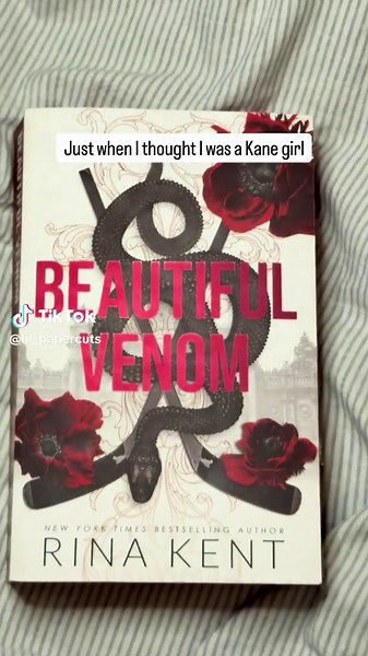 She chose me… Did she? Kane Davenport and Jude callahan Books- Beautiful venom and sweet venom by @Rina Kent Series- Vipers Ice hockey dark romance . . . Tags- #kanedavenport #darkromance #icehockey #judecallahan #rinakent