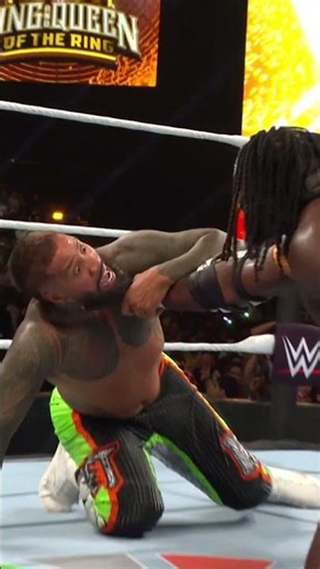 CAUGHT HIM!!! 😵😵😵😵😵 #WWENOC