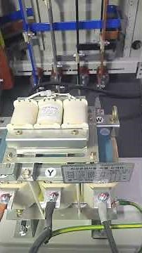 A brief explanation of the configuration of a 25kVAR low-voltage capacitor, a series reactor, and...