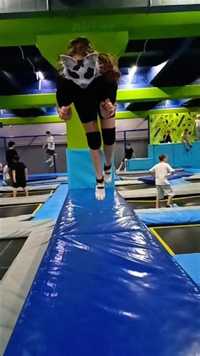 mini jump #therian #quadrobics #furry #therianthropy #cat #funny #Furry #fyp #foryou