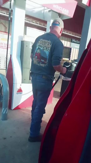 Amber Moody (@ambermoody95)’s videos with My Type - Saweetie