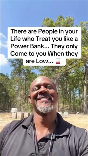 They only hit you up when their battery low. Noted. 😂#RealTalk #KnowYourWorth #youtubeshorts