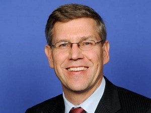 Republican Erik Paulsen Calls For Independent Investigation