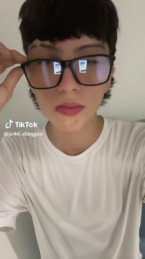 Tumi Robi Thakur Hoye Esho Amar Prane