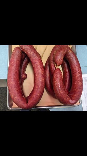 Red Barn Meats, INC offers a wide selection of Beef,Pork,and Chicken, as well as in house smoked meats and a large variety of specialties and sausage flavors | Red Barn Meats, INC