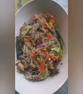 Easy Recipe : Sotanghon Guisado