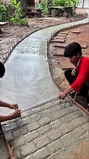 Creating a Luxury Courtyard on a Budget