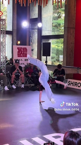 Dance Moves Showcase: 13 Unique Styles