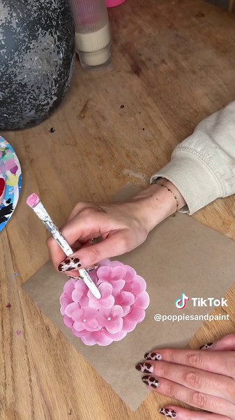 How to Paint a Beautiful Hydrangea