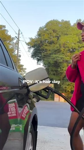 Rate this style 1-10🤭 y’all I don’t know the last time I had a style like this !! It’s so cuteee🥰 @luxurious.treasures giving me a very much needed hair therapy !!! • • • • • • #reels #instagramreels #hairstyleinspo #hairstyleinspiration #hairstyletutorial