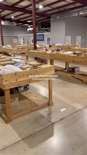 we dream about a restocked bin🤭 #bargainstore #bargainbins #bargains