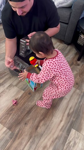 This funko pop was $30, but this made every dollar worth it. ❤️ #fyp #funko #funkopop #elmo