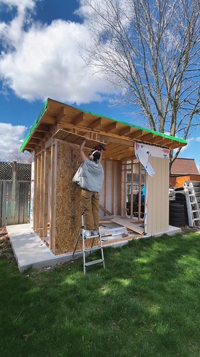 My @Ontario One Call locate request is the star in this scenario. Without it, I would’ve been mucking about in scary territory, not knowing if I was going to hit any buried lines while digging. It costs nothing to locate public utilities, so don’t hesitate to go to OntarioOneCall.ca and submit a locate request! #ClickBeforeYouDig #GetTheDirt #Ad