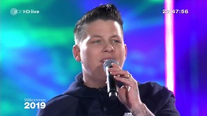 9.1K views · 637 reactions | KERSTIN OTT " Regenbogenfarben " Música Pop SCHLAGER Romántica alemana / Musique Pop SCHLAGER Romantique allemande / German Romantic Pop SCHLAGER Music // LIVE Romantische Musik SCHLAGERPARTY | German Music Deutsche Musik Música Alemana of All Styles by Dimitri Caubet | Facebook