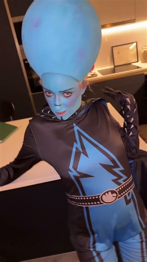 this one is for all my big forehead girlies xx #connorandyvonne #fyp #halloween #costume #megamind