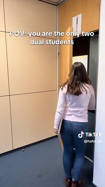 Just another day of “serious studying” at Hahnair… or maybe not 😜 Our dual students are proving that learning and laughter can go hand in hand! Want to study Aviation Management (B.A.) at Hochschule Frankfurt and gain real-world experience in an international company? Join us from 15 September 2026 and kick-start your aviation career with Hahnair 💜 Apply now 👉 https://www.hahnair.com/en/career/job-vacancies #WeAreHahnair #HahnairCareer #DualStudy #AviationManagement #StudentLife #TravelIndust