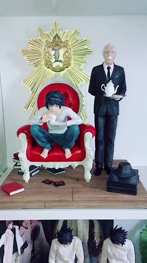 Setting up my Death Note figure collection