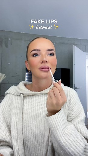Enhance Your Look with Fake-Lips Tutorial