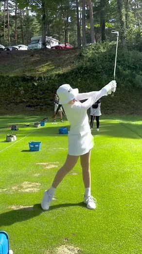 So golf girl cute - Female Golfer Shows Perfect Golf Swing in Slow Motion