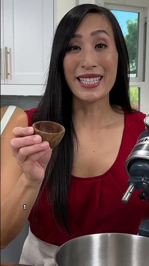 How to Make Royal Icing with Raw Egg Whites