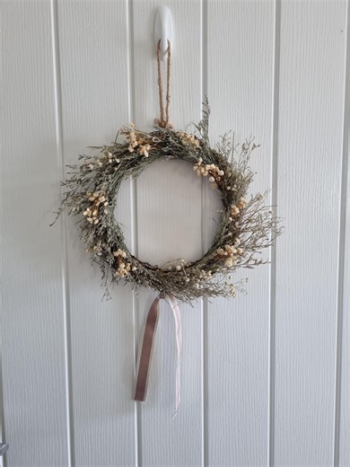 Beautiful Handmade Dried Wreath, Wreath, Dried Flowers, Farmhouse Decoration, Hanging Wreath, Wedding, Gypsophila Wreath - Etsy