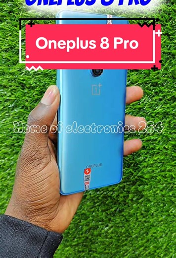 OnePlus 8 Pro: Potente Smartphone con Cámara de 48MP