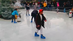 Ice skating fail: First-time skater battles icy chaos with nonstop wobbles