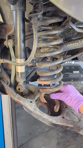 Broken Spring! #mechanic #suspension #diy #repair | Marius RBE