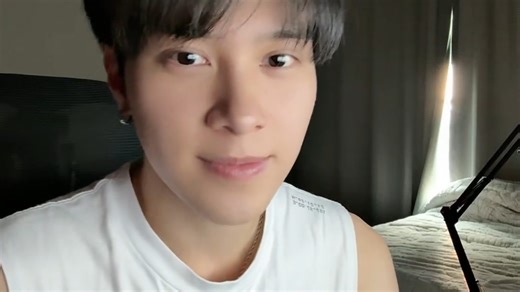 【中字】260311 黄冠亨HENDERY微博直播｜威人威语字幕组