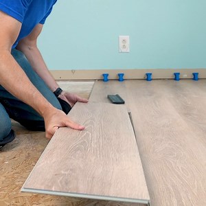 2M views · 997 reactions | Vinyl Plank Install in a Bedroom ??? This stuff works anywhere in the house, see what it looks like in a bedroom! | Fix This Build That | Facebook