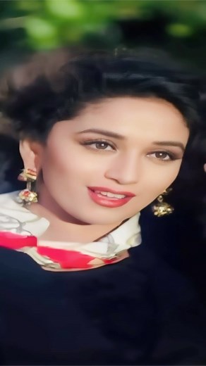 133K views · 262 reactions | Ye Pyar Na Jane Kab Ho Gaya Movie : Pyar Ka Devta #madhuridixit #mithunchakraborty #90s #90sbollywood #bollywoodactor #bollywoodmovies #bollywoodsongs #hindisongs #90sstyle #alkayagnik #mohdaziz | Vintage Bollywood | Facebook