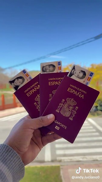 Solicitar Nacionalidad Española: Pasaporte y DNI en España