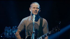 Corey Taylor previews Live In London release