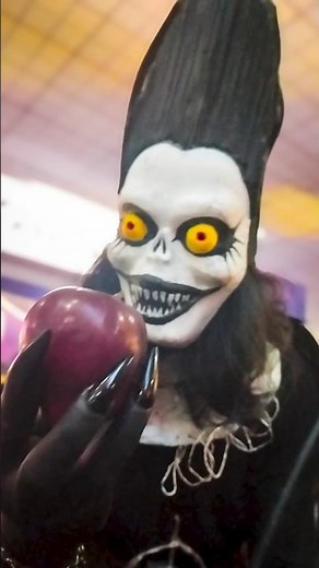 Ryuk Cosplay Death Note Cosplay - Colombo Comic Expo 2025 | BizzB Roots