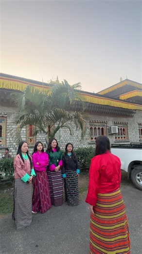 Nostalgic 90s Songs with Cousins