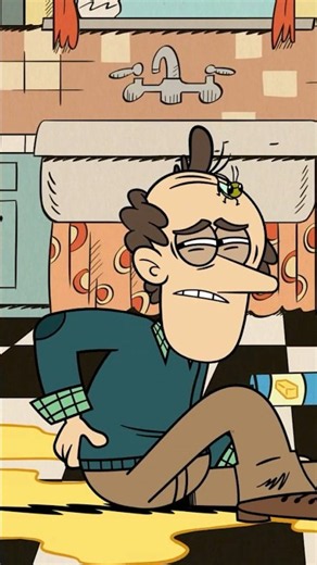 Lynn Loud Sr. vs. a Cricket 🦗🤣