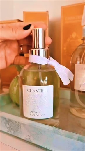 CBS Home | Experiências do Lar | O perfume no ar conversa com as emoções de forma silenciosa e profunda. Ele desperta lembranças, cria sensações e envolve cada espaço com... | Instagram