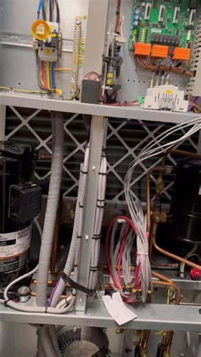 Server room crac unit maintenance