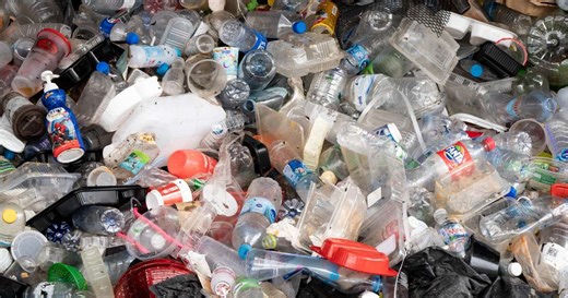 Brasil está entre os países que mais geram poluição plástica; veja quem lidera ranking