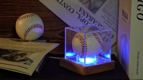 Baseball Display Case with LED Light, Wooden Base Baseball Case Display for Balls, UV Protected Acrylic Boxes for Display, Autographed/Memorabilia Signed Baseball Clear Display Case Cube (1PCS)