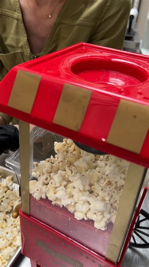 76K views · 102 reactions | Popcorn Brownie! The plot twist your brownie needed ️ | Chefclub Network | Facebook