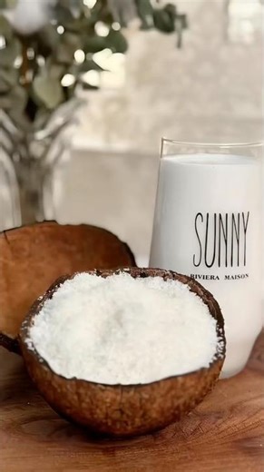 Homemade Coconut Milk 🥥 | آموزش شیر نارگیل و پودر نارگیل خونگی